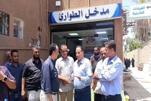 مدير صحة عدن يشيد بجهود إدارة مستشفى 22 مايو في تحسين جودة الخدمة المقدمة للمواطنين