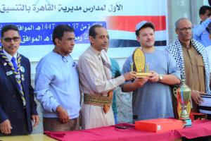 مدرسة الشعب بتعز تختتم مهرجانها الرياضي وتكرم أبطال المسابقات