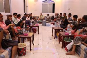 أمسية رمضانية بردفان تجمع القيادات وتؤكد على وحدة الصف وخدمة المديرية