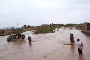 تضرر 1370 أسرة نازحة في الجوف جراء المنخفض الجوي والعواصف