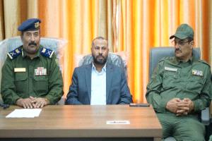 وكيل وزارة الداخلية يتفقد سير العمل الأمني في محافظة الضالع