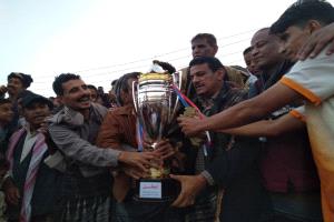 النصر زنجبار يتوج بطلا لدوري شهداء الجنوب الرمضاني بزنجبار والمسيمير وصيفاً