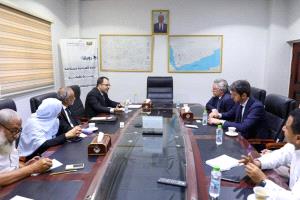 الوزير الكاف يبحث مع سفير الاتحاد الأوروبي تعزيز التعاون في مجال الكهرباء والطاقة