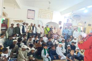 الصفوة تختتم دورة في العلوم الشرعية وحفظ القرآن بمسجد السيد علي بأبين