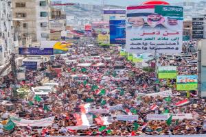 وكيل أول تعز: الحشود الجماهيرية تؤكد دعم اليمن للسعودية ودول الخليج ضد إيران