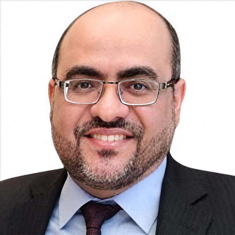 صحفي: “اعترافات الخلايا” الحوثية.. محاولة إعلامية مكشوفة للتغطية على الأزمات