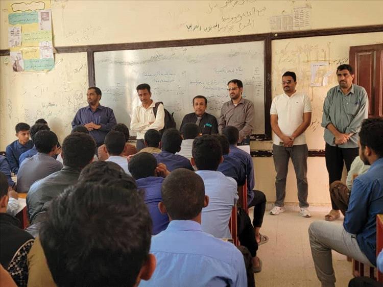 جامعة شبوة تختتم حملة توعية نوعية لتهيئة طلاب الثانوية، وارشادهم نحو مستقبلهم الجامعي.