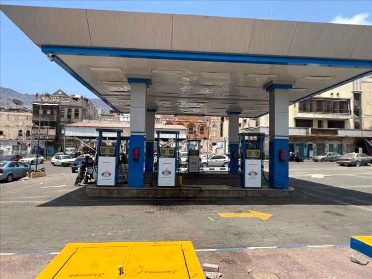 شركة النفط اليمنية – فرع عدن تنجز صيانة شاملة لمحطة الميدان ضمن خطة تطوير خدماتها