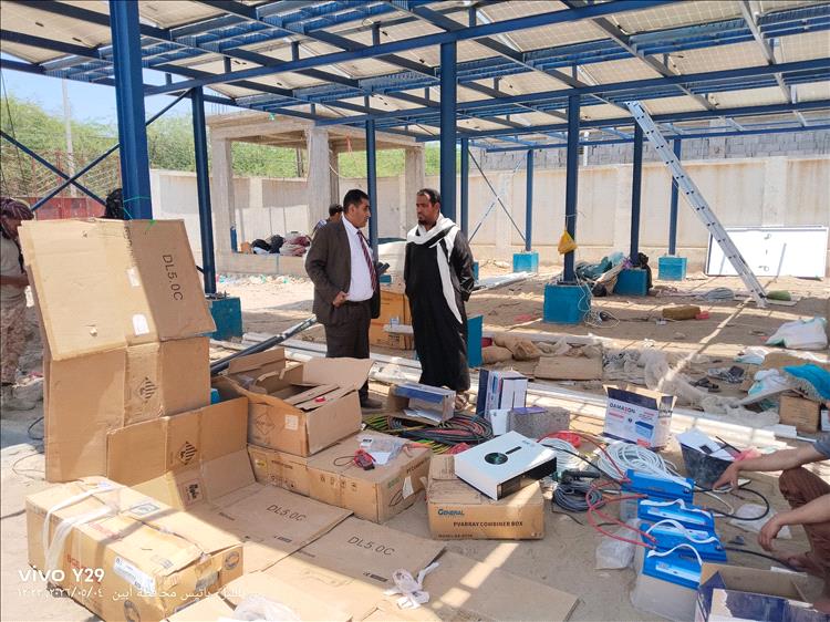 مديرا اتصالات أبين ومديرية خنفر يتفقدان مشروع محطة باتيس تمهيداً لإطلاق خدمة الفورجي