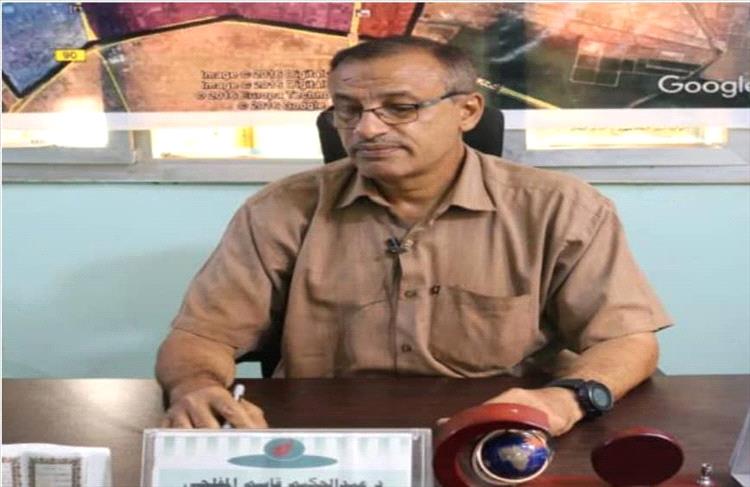 الشيخ عماد علي آل جعرآن الديواني يعزي مدير صحة المنصورة المفلحي بوفاة عمته