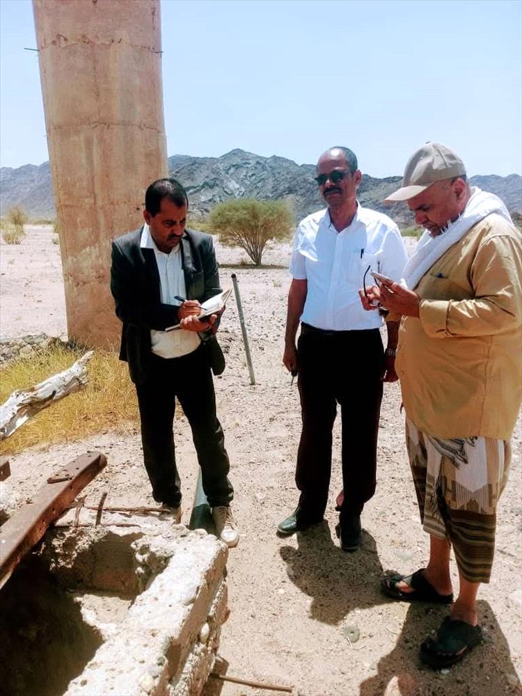 بتوجيهات المحافظ بن الوزير.. تحركات ميدانية عاجلة لاحتواء أزمة شح المياه في مشاريع الريف بشبوة