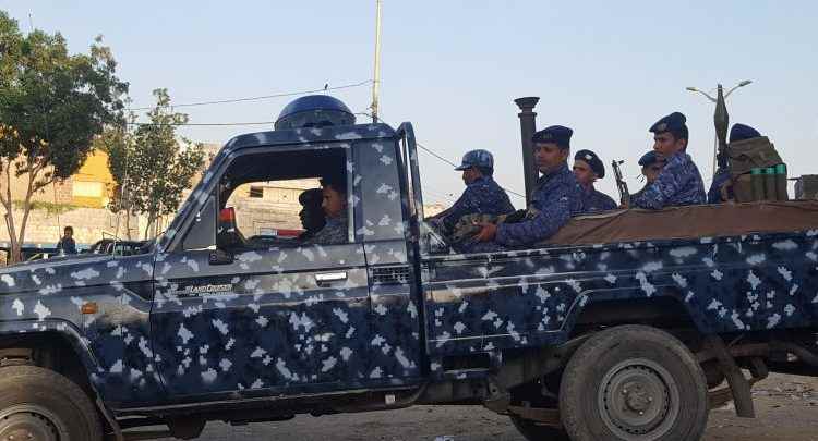 هجوم مسلح يستهدف نقطة أمنية تابعة للحوثيين في صنعاء وإصابات في صفوف أفرادها