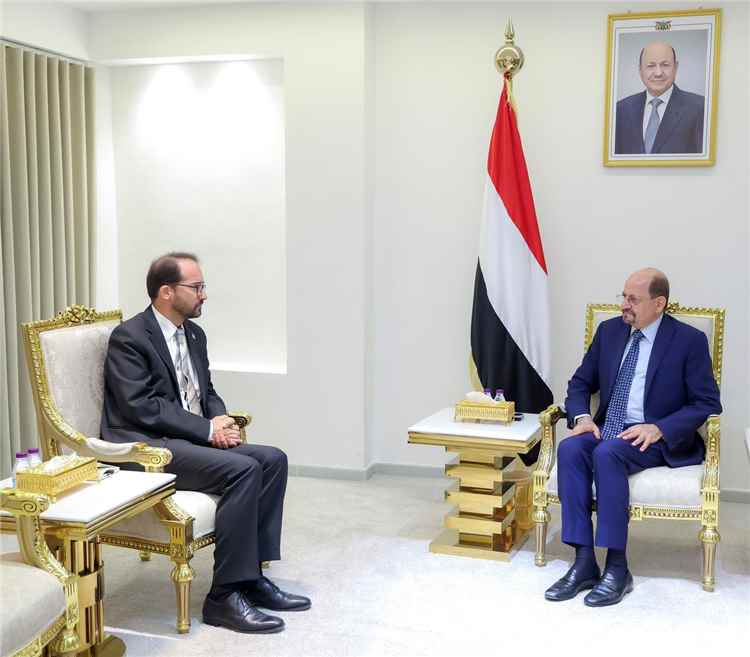 رئيس الوزراء وزير الخارجية يستقبل سفير الاتحاد السويسري