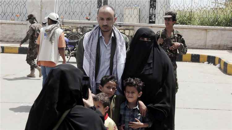 الفقر والمخدرات والخيانات الزوجية على رأس الأسباب.. الطلاق ينخر المجتمع اليمني وبصمت