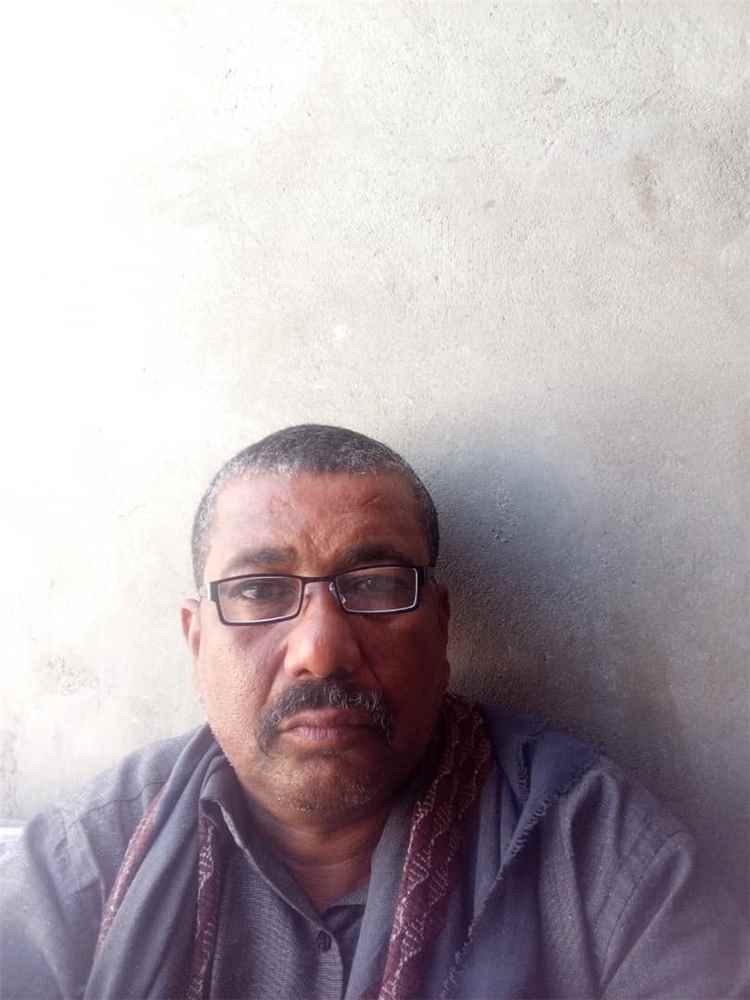 مناشدة عاجلة لإنقاذ حياة الأستاذ هادي الخرماء بعد إصابته بجلطة دماغية ونقله للعلاج بالخارج