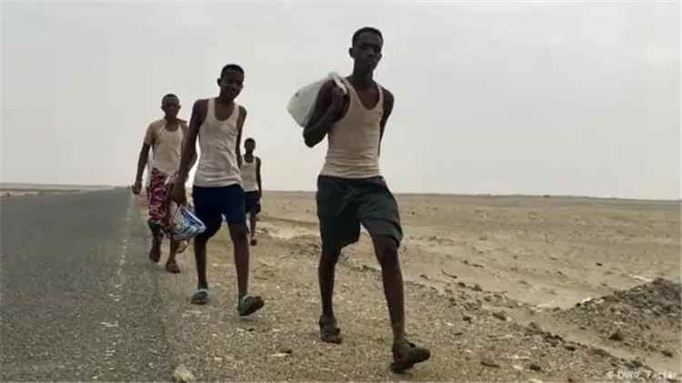 أكثر من 14 ألف مهاجر أفريقي يصلون اليمن خلال شهر واحد