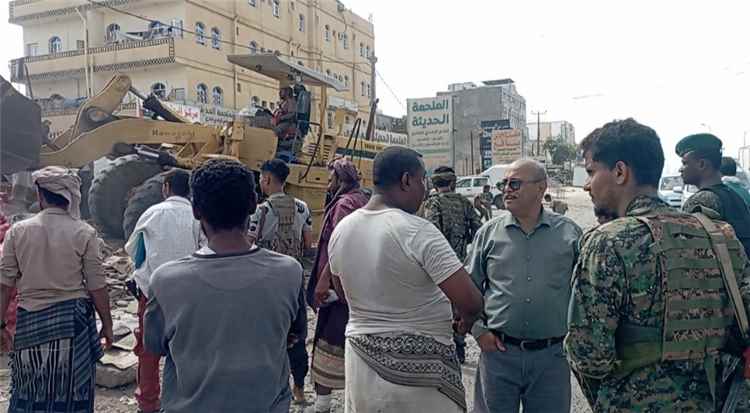 سلطة تبن تواصل حملة إزالة العشوائيات لليوم الثاني لتحسين المظهر الحضاري وإنهاء الاختناقات المرورية