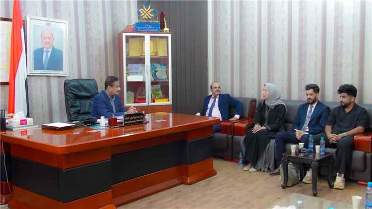 المحافظ بن الوزير يرحّب ببرامج ومشاريع مؤسسة فريدريش إيبرت الألمانية في شبوة في دعم جهود التنمية وبناء القدرات