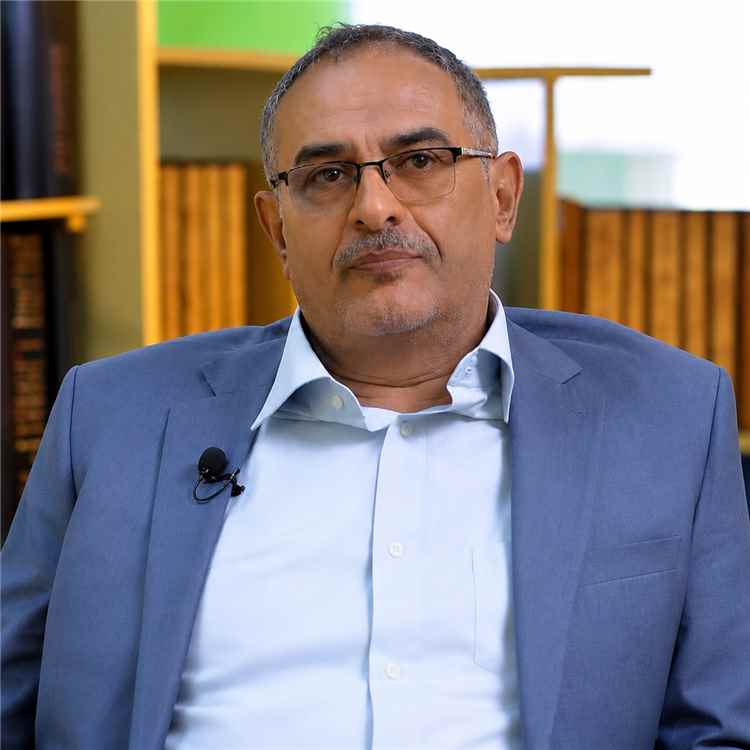 ‏صحفي يصف البرلمان اليمني بـ”أكبر معمّر في التاريخ” بعد 23 عاماً دون تجديد