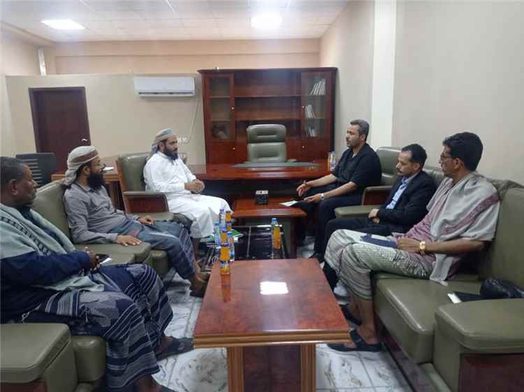 محافظ لحج "مراد الحالمي" يبحث مع مؤسسة "ينابيع الخير" تعزيز التدخلات التنموية بالمحافظة