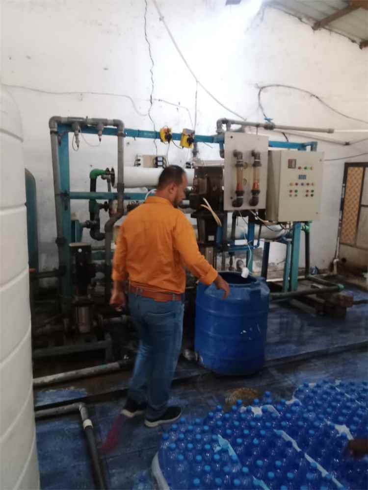 مكتب الهيئة العامة للموارد المائية بأبين ينفذ نزولاً ميدانياً لجميع معامل مياه الشرب بزنجبار