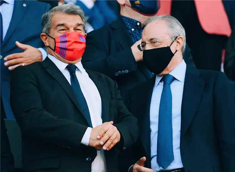 بيريز يستمر في حربه مع لابورتا قبل الكلاسيكو