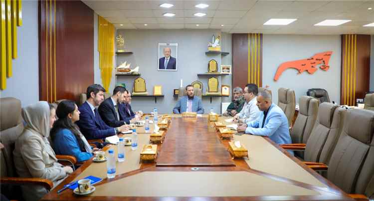 وزير الدولة محافظ عدن يبحث مع بعثة الاتحاد الأوروبي تعزيز الشراكة التنموية