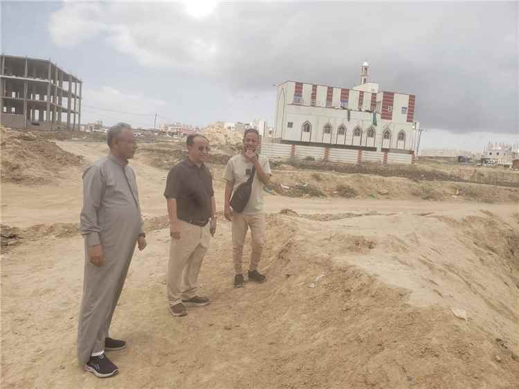 فاضل يزور نادي وحدة التربة ويعد باستكمال مشاريع البنية التحتية للنادي