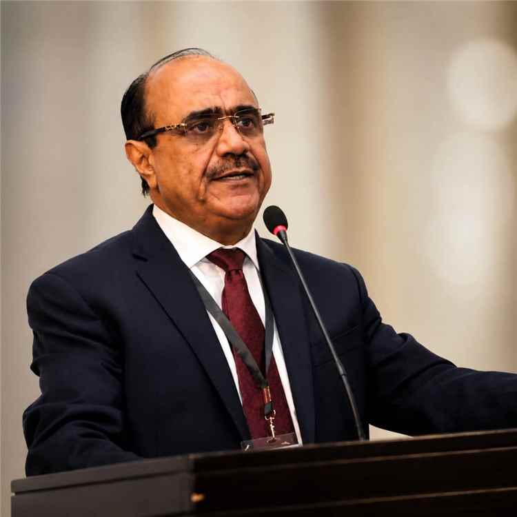 العمراني يدعو لإحياء 22 مايو في عدن: لا معنى لأي مناسبة وطنية دون الاحتفاء بالعيد الوطني للجمهورية اليمنية