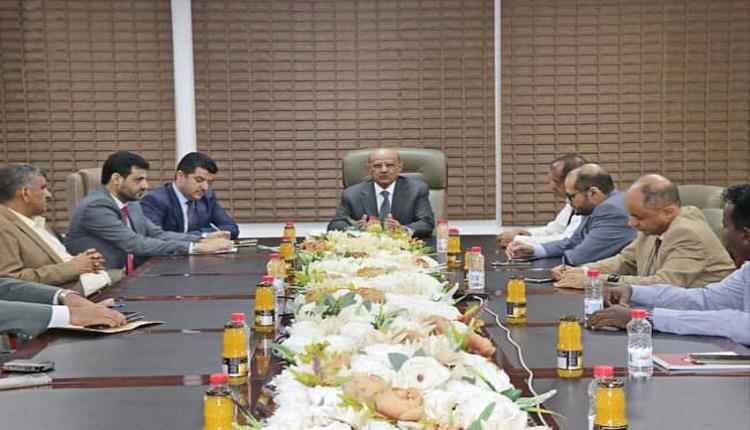 المعبقي يعلن ترتيبات تاريخية مع البنوك الإقليمية والدولية.. تفاصيل