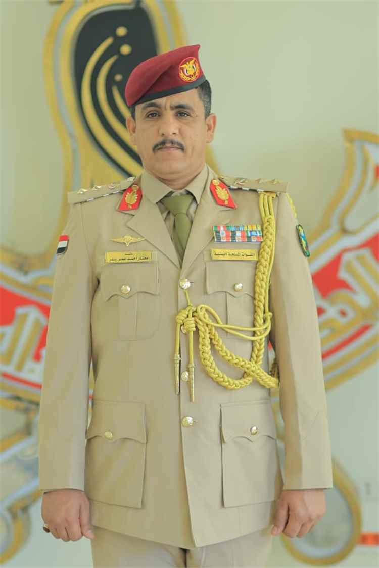 مبارك للعقيد مختار أحمد عمر بدر بمناسبة مناقشة بحثه العسكري