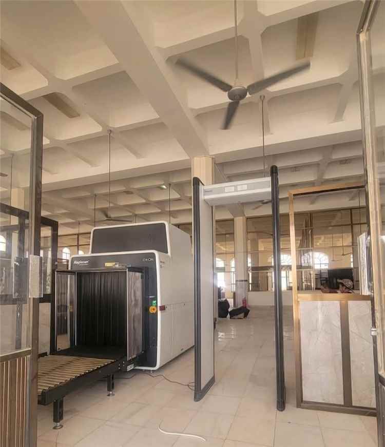 مطار عتق الدولي يدشّن تشغيل جهاز أمني حديث لتعزيز الجاهزية الأمنية ورفع كفاءة الخدمات