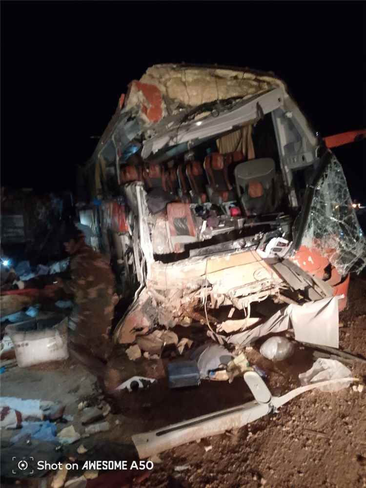 حادث مأساوي على طريق العبر مأرب يخلف ضحايا ومصابين ووزارة النقل تتحرك