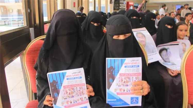 لجنة الأسرى بالمقاومة الوطنية: تعنت حوثي يعرقل الإفراج عن قيادات حجور