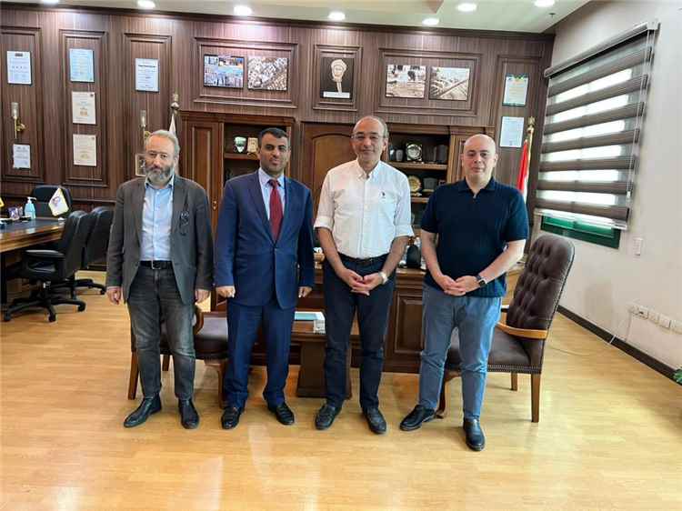 وزارة الصحة تبحث مع مستشفيات جامعة عين شمس التعاون في مجال الخدمات الصحية الافتراضية والتحول الرقمي
