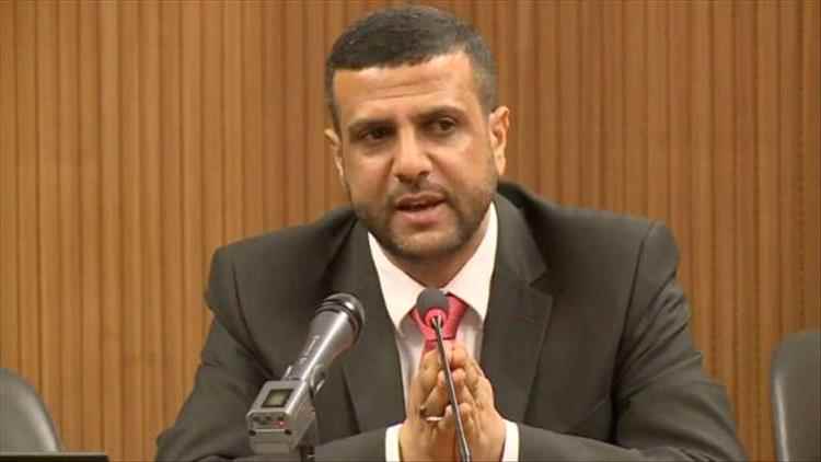الحميدي: اليمن لا تسقط بسبب تعدد الرؤوس بل بسبب غياب الدولة وهيمنة سلطة الغنيمة والمحاصصة