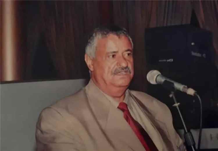 التنظيم الوحدوي الشعبي الناصري بعدن ينعي رحيل اللواء حاتم أبو حاتم