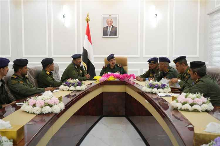 المجلس الأعلى للشرطة يقر الترقيات الدورية لمنتسبي وزارة الداخلية
