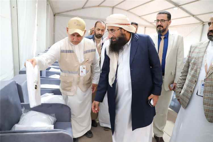 وزير الأوقاف والإرشاد يتفقد مخيمات حجاج بلادنا بالمشاعر المقدسة