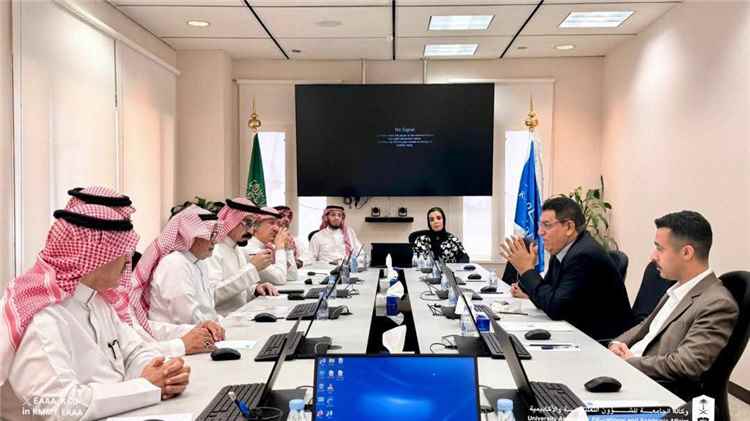 المستشار الثقافي بالرياض يناقش مع نائب رئيس جامعة الملك سعود تعزيز التعاون الأكاديمي وتسهيلات قبول الطلاب اليمنيين