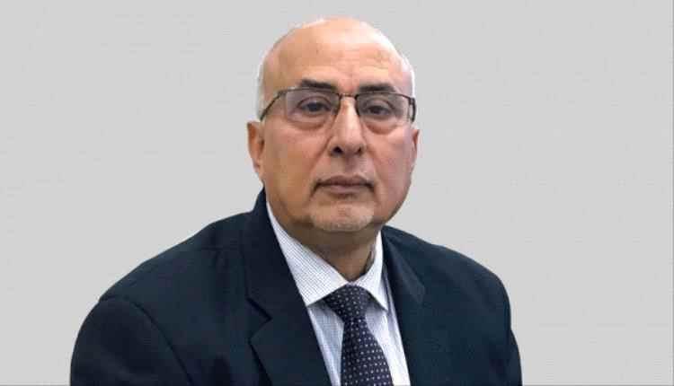 وزير سابق يدعو للتمسك بالدولة الاتحادية ويحذر من الخطابات المناطقية