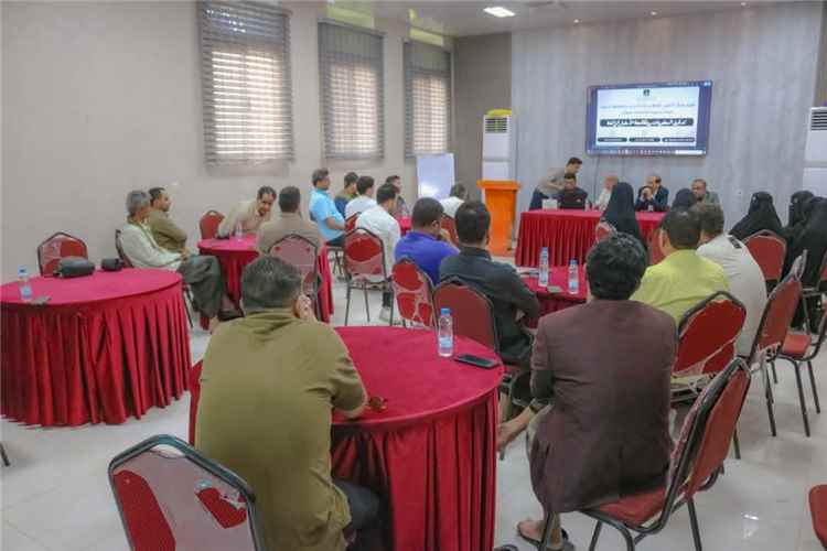 تدشين دورة في شبوة لبناء قدرات الإعلاميين في مكافحة الأخبار الزائفة