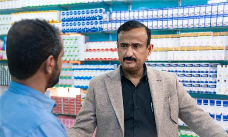 محافظ شبوة، يشيد بنجاح تجربة صندوق الدواء، ويؤكد على استدامتها