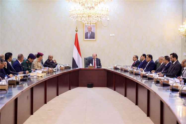 مجلس الوزراء يعتمد بدل غلاء معيشة بنسبة 20% ويقر صرف العلاوات والتسويات المتوقفة ويشكل اللجنة العليا للمناقصات