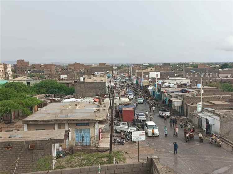 أحور تنتفض فرحًا بالحملة الأمنية.. والأهالي يؤكدون: آن الأوان لإنهاء التهريب وفوضى الدم في سوق المدينة