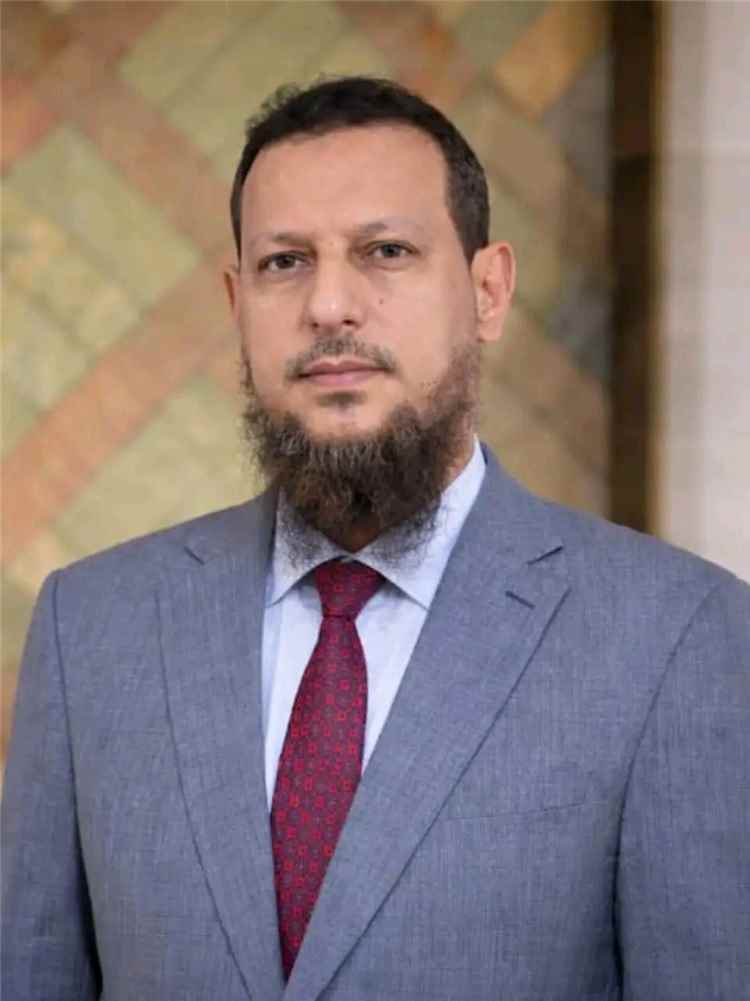 تحضيرات مكثفة في عدن.. المحافظ عبدالرحمن شيخ يوجه برفع الجاهزية لاستقبال عيد الأضحى