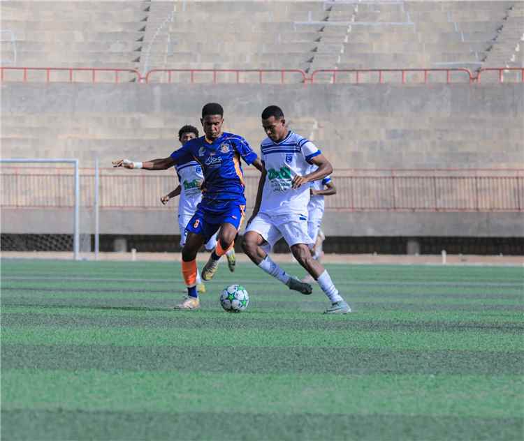 تضامن حضرموت يكسب سلام الغرفة بثلاثية في ختام الجولة الرابعة للدوري