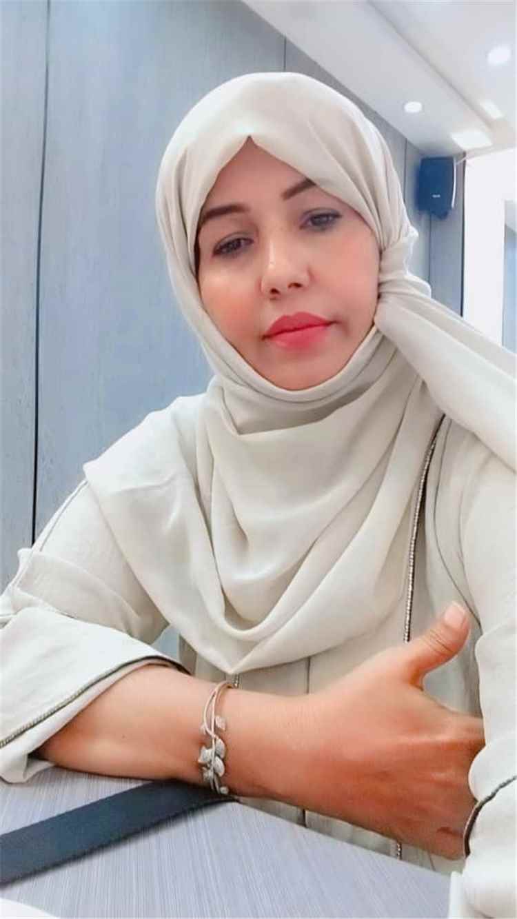 ناشطة تتهم مدير أمن الحوطة بتهديدها على خلفية تضامنها مع مجندة قالت إنها تعرضت للظلم