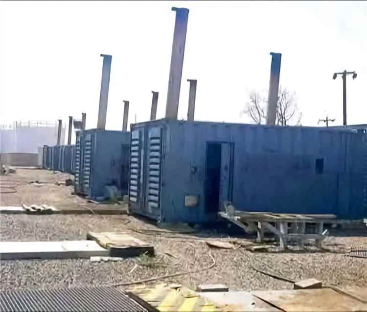 أهالي لودر والمنطقة الوسطى يناشدون محافظ أبين بالتدخل لتشغيل الكهرباء بعد وصول شحنة الديزل