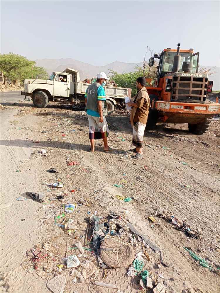 الأمين العام بمديرية مودية يدشن حملة نظافة شاملة بالمدينة